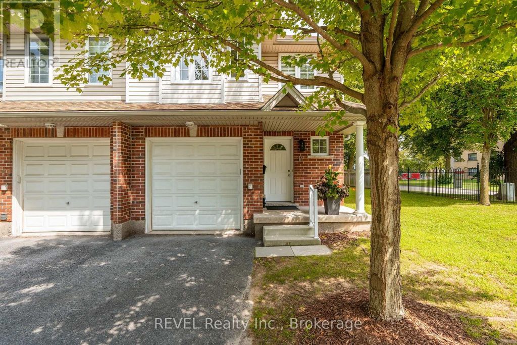 11 - 6263 Valley Way, Niagara Falls (morrison)