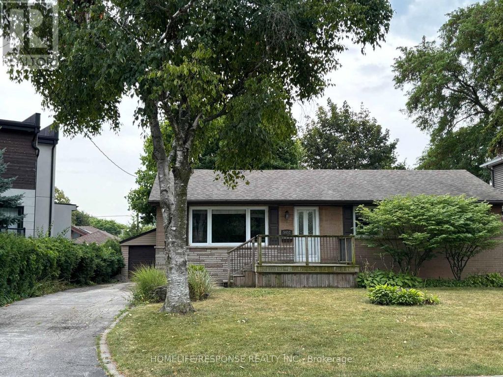 5452 Croydon Road, Burlington (appleby)