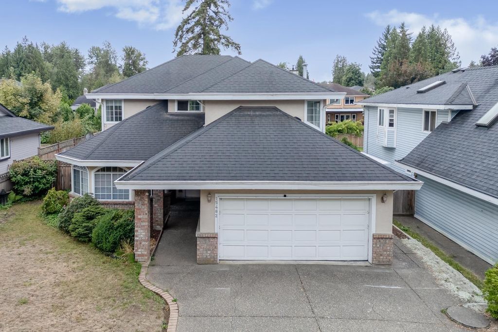 15482 112 Avenue, Surrey