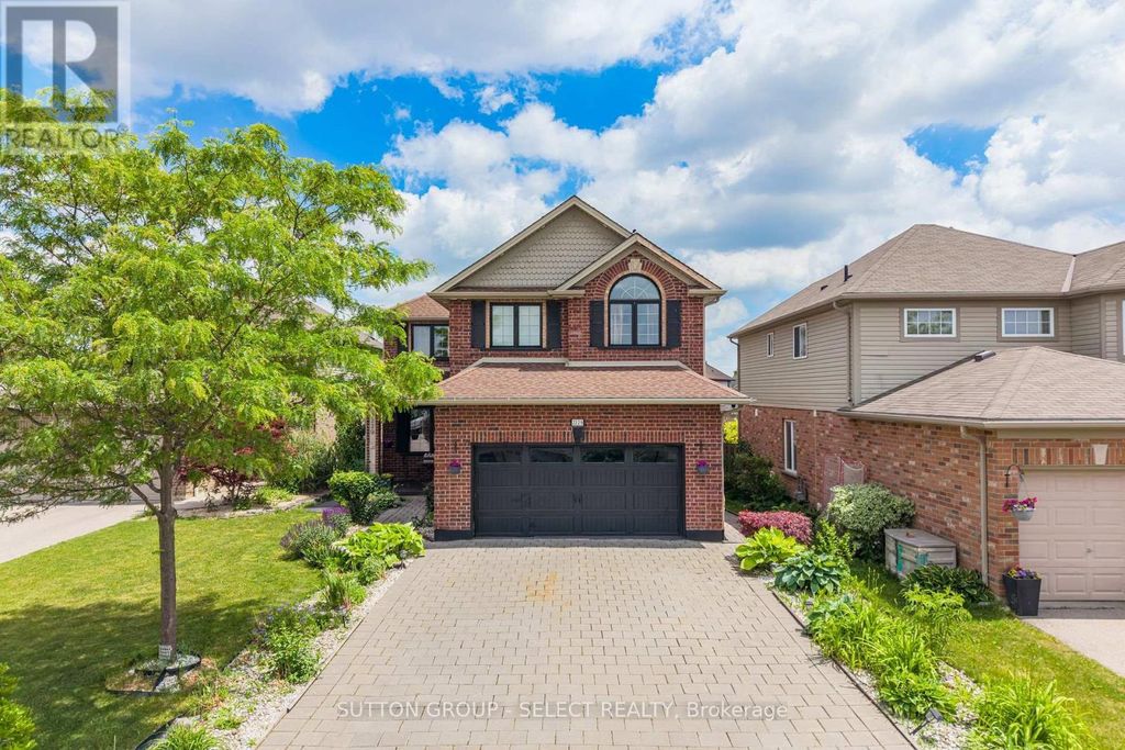 2229 Cardinal Court, London South (south U)