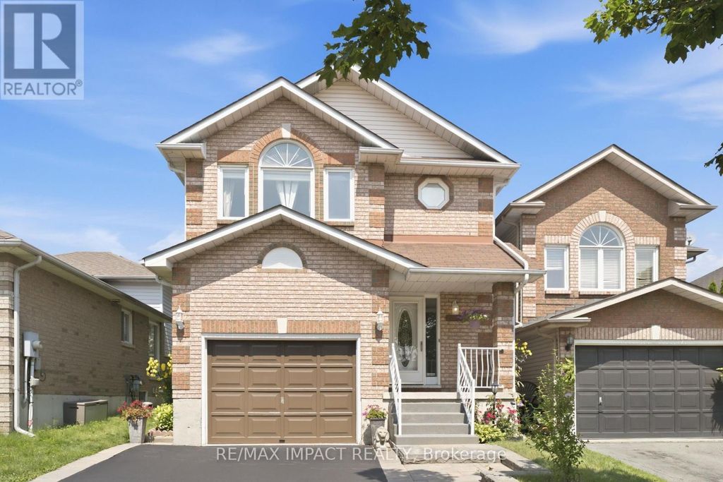 106 Mcfeeters Crescent, Clarington (bowmanville)