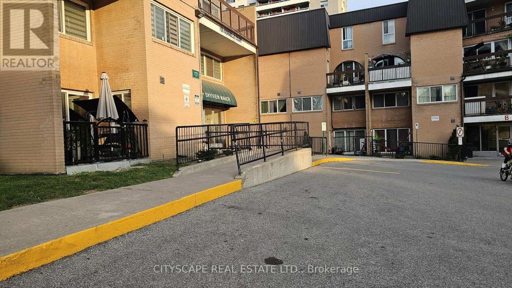 2096 - 100 Mornelle Court, Toronto (morningside)