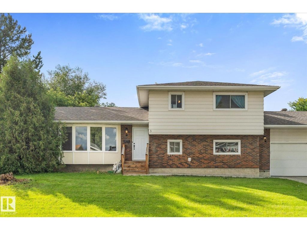 3 Windermere Dr S, Spruce Grove