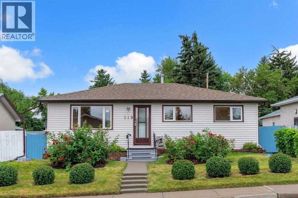 219 Tache Avenue Nw, Calgary