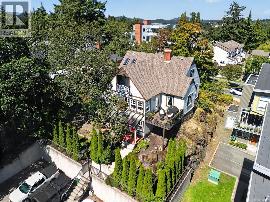 5 235 Island Hwy, View Royal