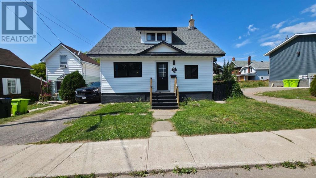 27 Abbott St, Sault Ste. Marie
