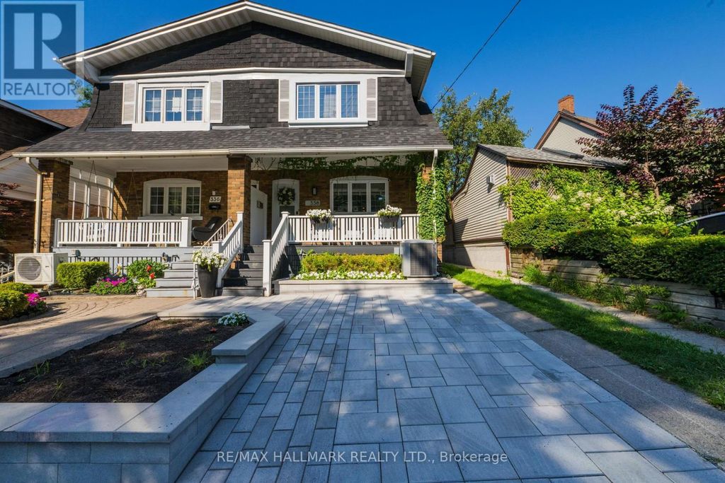 338 Kenilworth Avenue, Toronto (the Beaches)