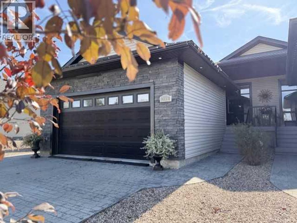 2809 11 Avenue, Wainwright