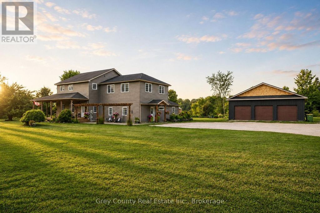 135260 9th Line, Grey Highlands