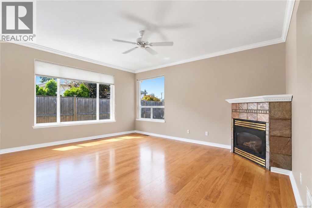 1101 Berkeley Pl, Saanich