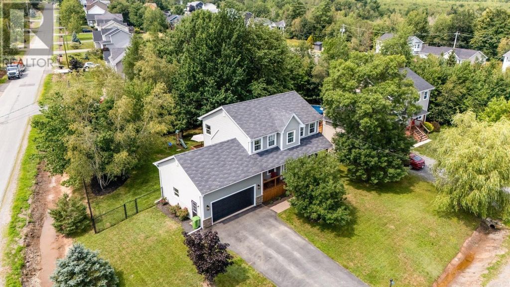 91 Halewood Drive, Falmouth