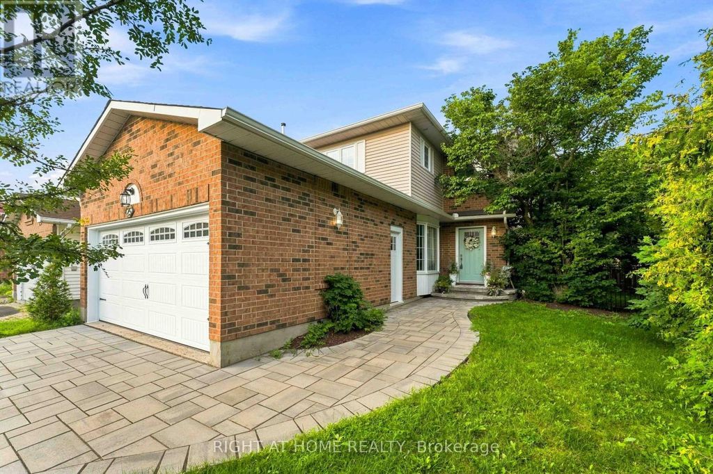 25 Waterton Crescent, Ottawa