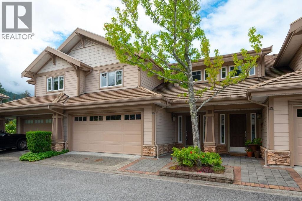 43 Point Terrace, West Vancouver