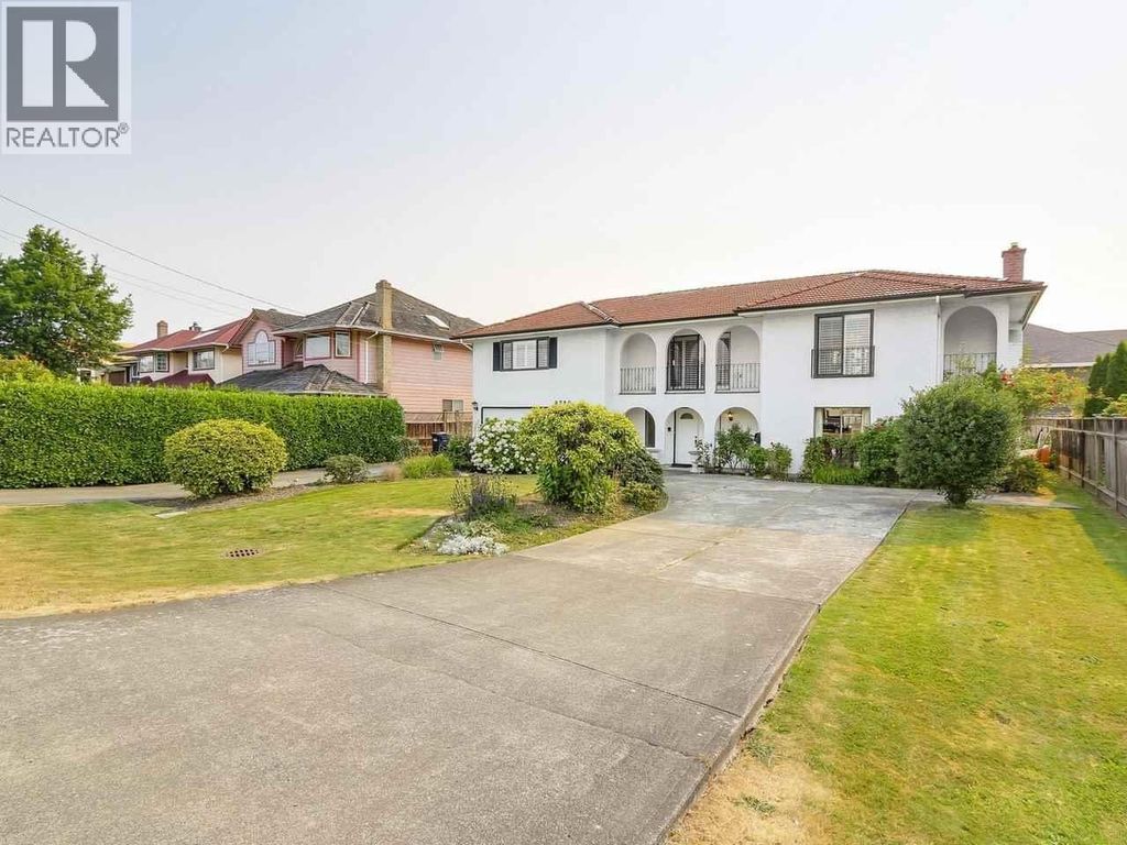 9720 Railway Avenue, Richmond