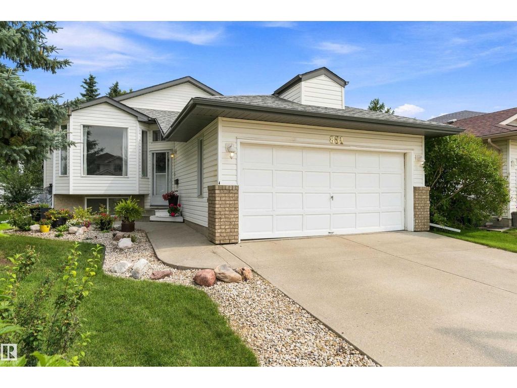 851 112a St Nw, Edmonton