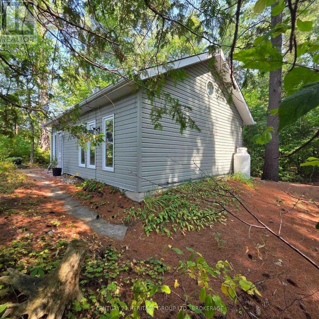 1036a Twin Lake Lane, Frontenac (frontenac Centre)