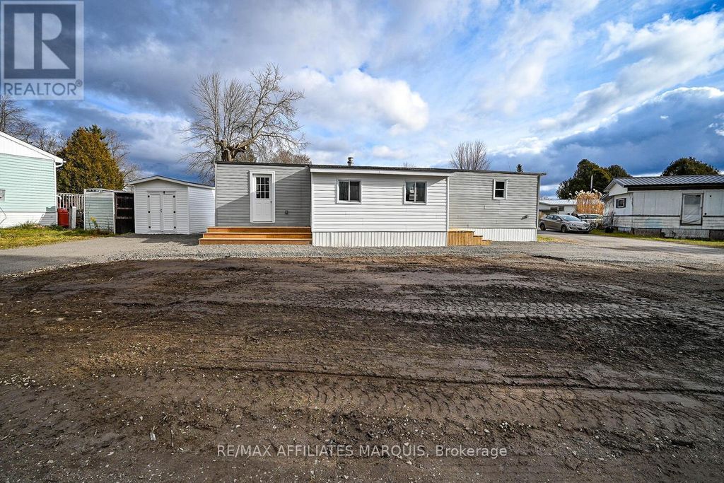 418 Nicole Street, Smiths Falls