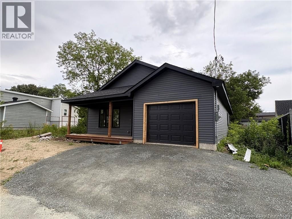 66 Chatham Avenue, Miramichi