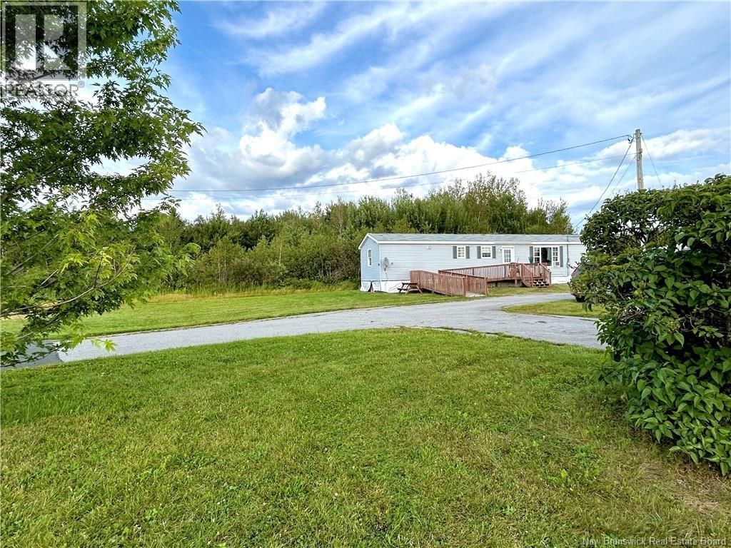 5201 Route 117, Baie-Sainte-Anne