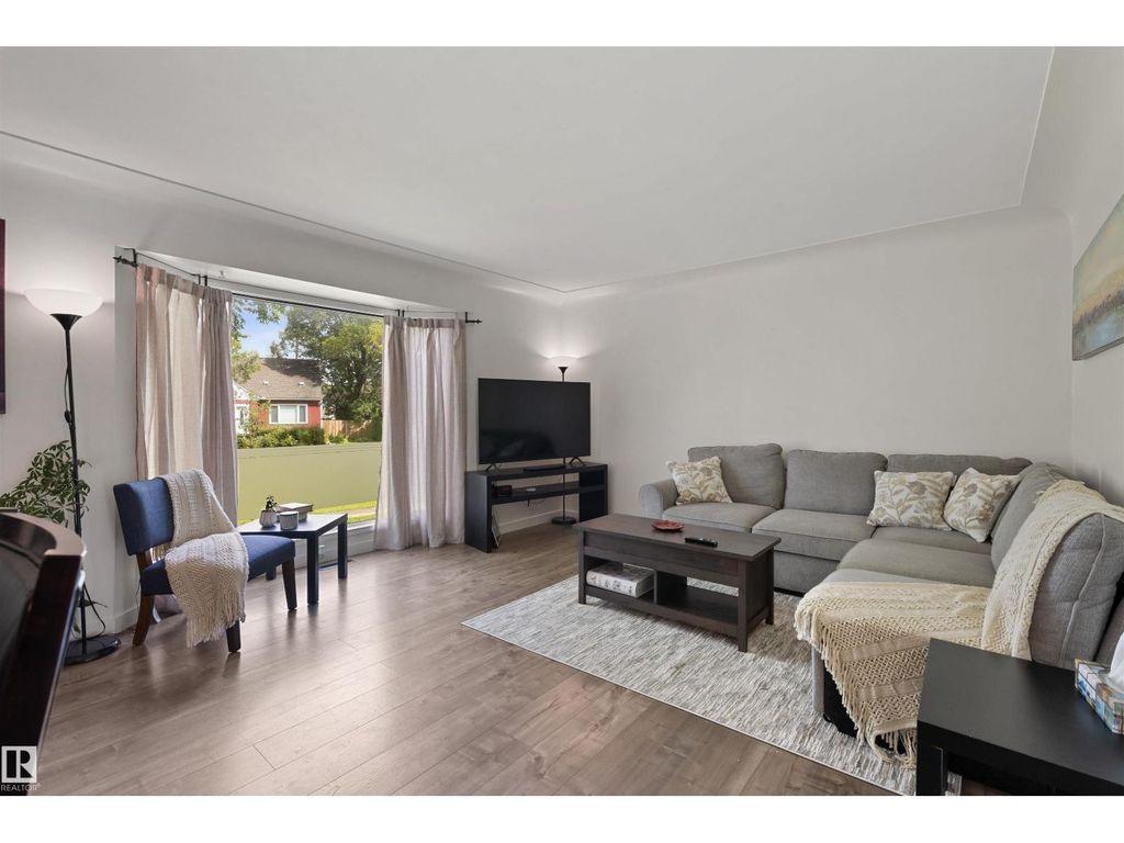 10994 135 St Nw, Edmonton