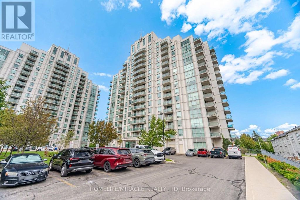 8 - 8 Rosebank Drive, Toronto (malvern)