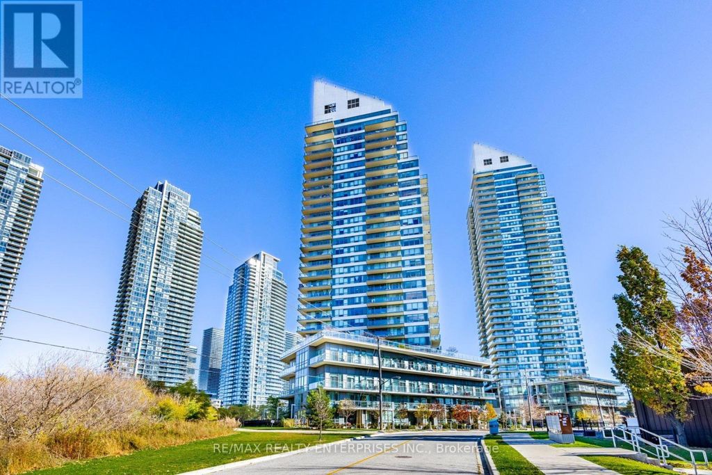 304 - 15 Legion Road, Toronto (mimico)