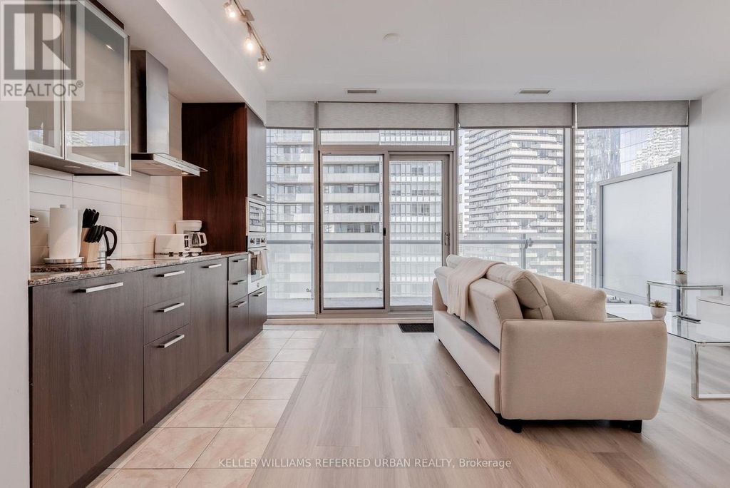 1812 - 14 York Street, Toronto (waterfront Communities)