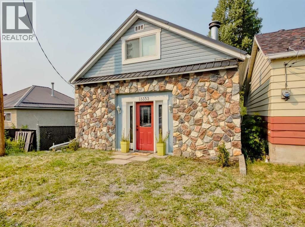 13353 16 Avenue, Blairmore