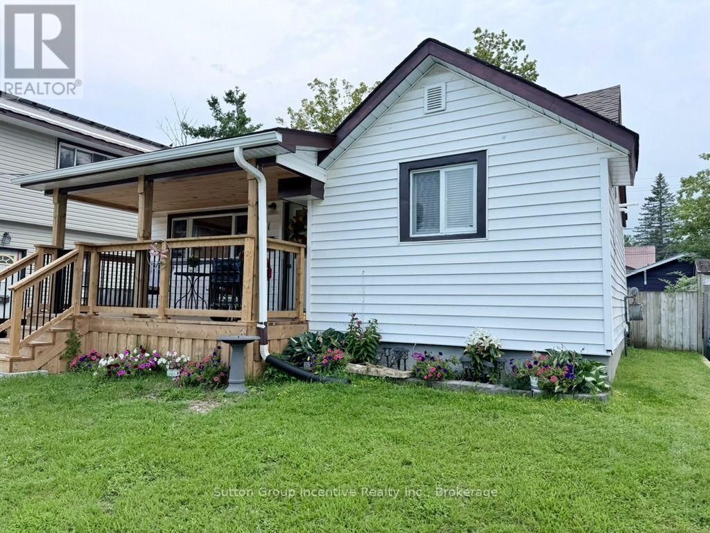 341 Saint Jean Street, Orillia