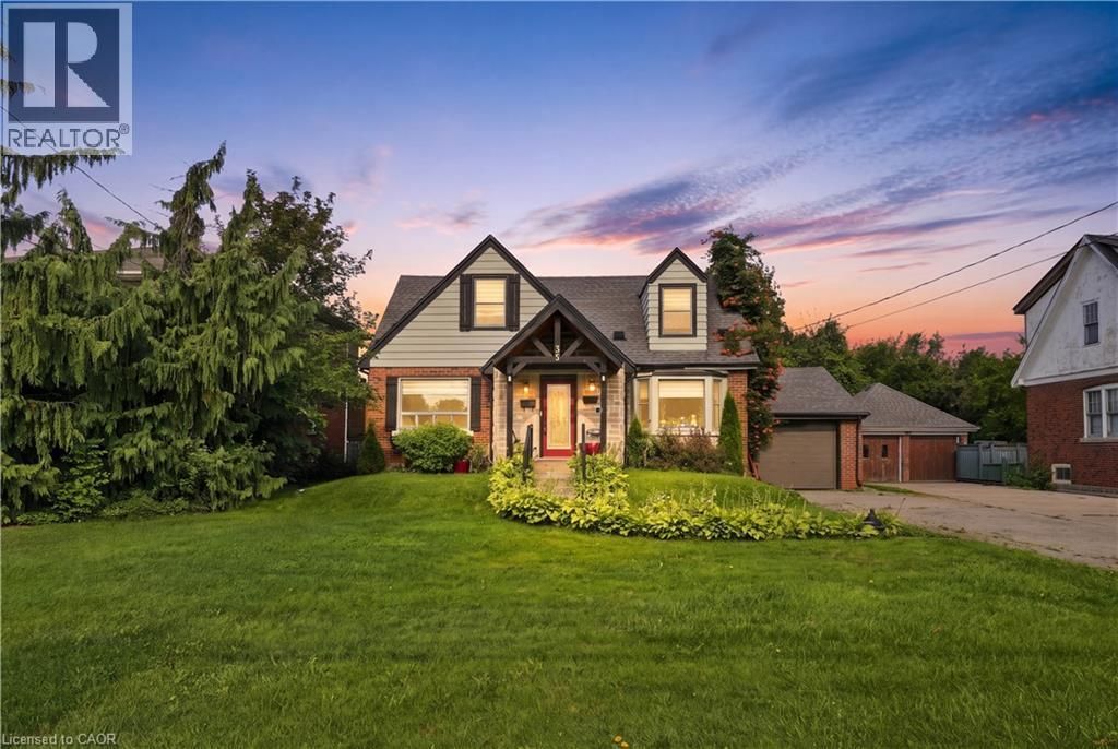 35 Centennial Parkway S, Hamilton
