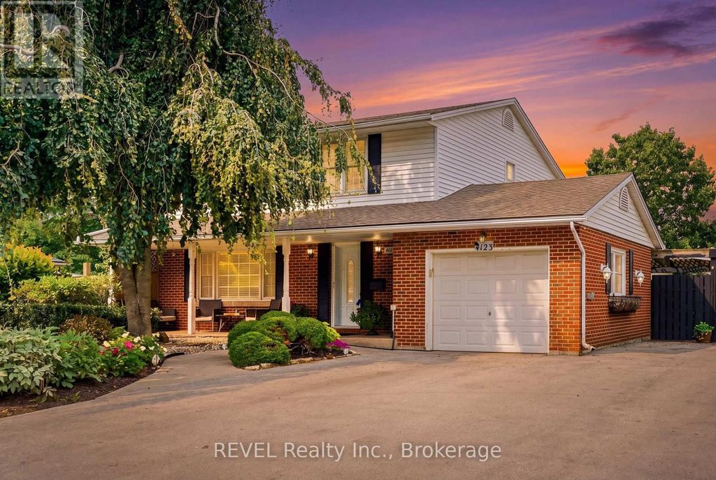 4123 Dorchester Road, Niagara Falls (morrison)