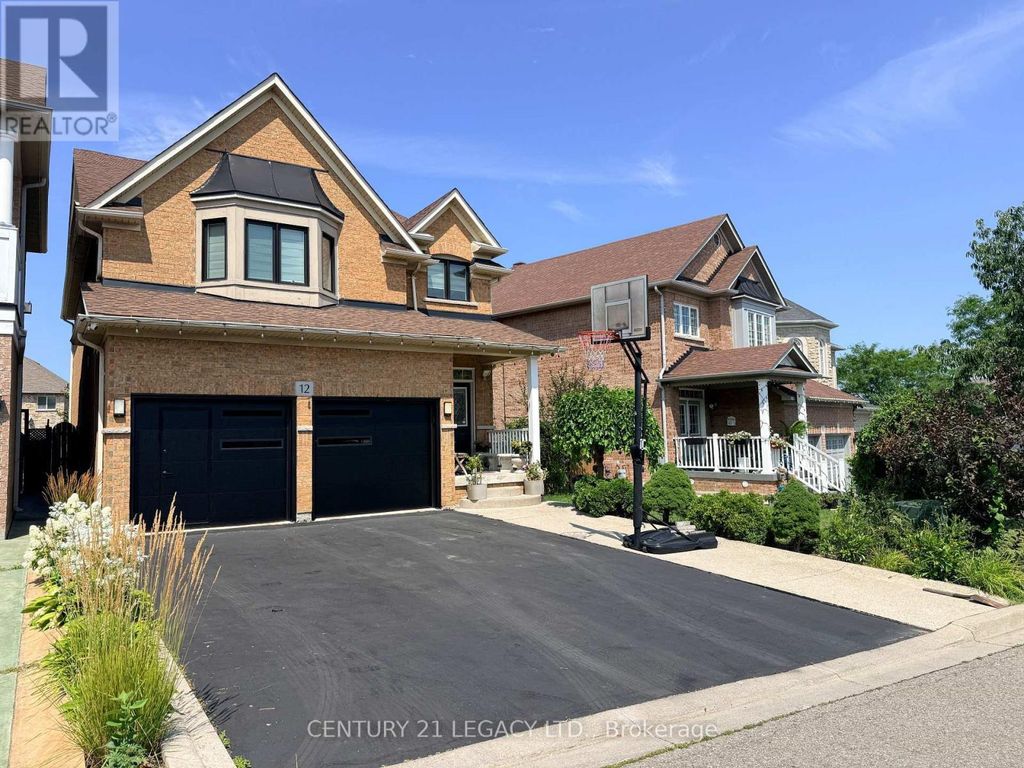 12 Aria Lane, Brampton (bramalea North Industrial)