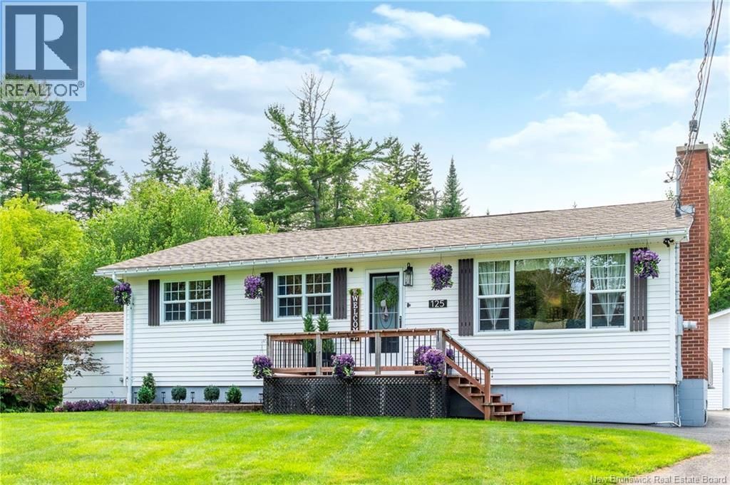 125 Inglewood Drive, Grand Bay-Westfield