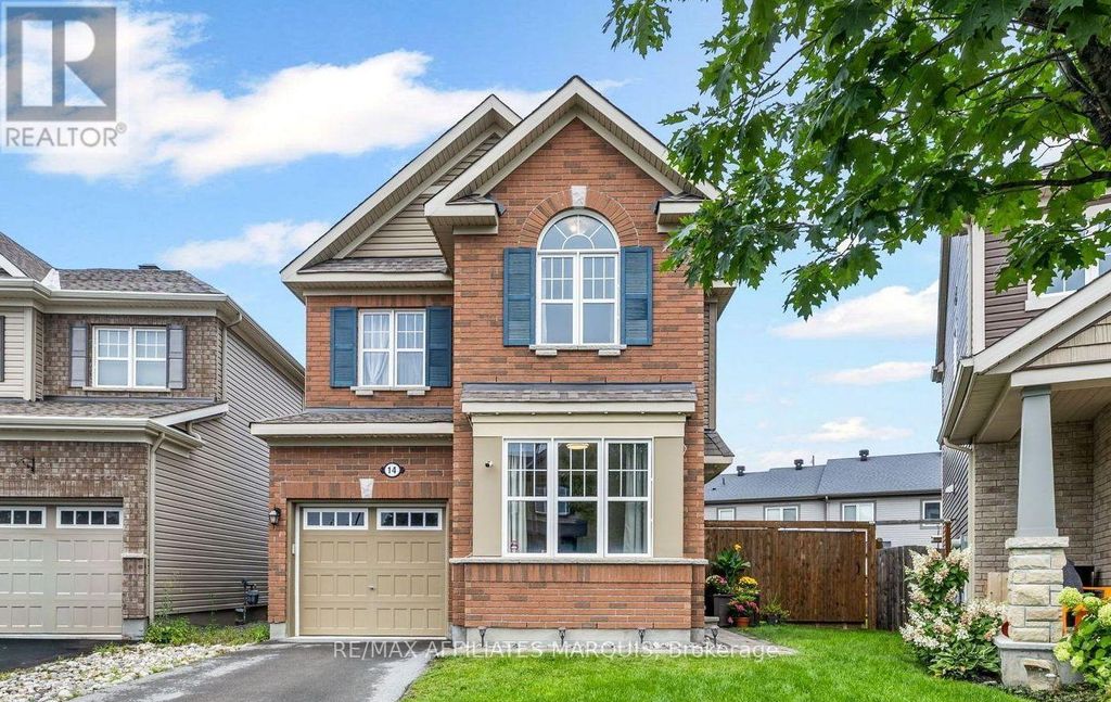 14 Sweetbay Circle, Ottawa