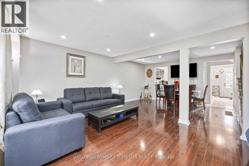 Upper - 3073 Ireson Court, Mississauga (malton)