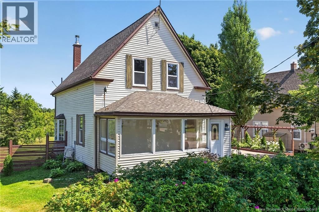 180 La Vallee, Memramcook