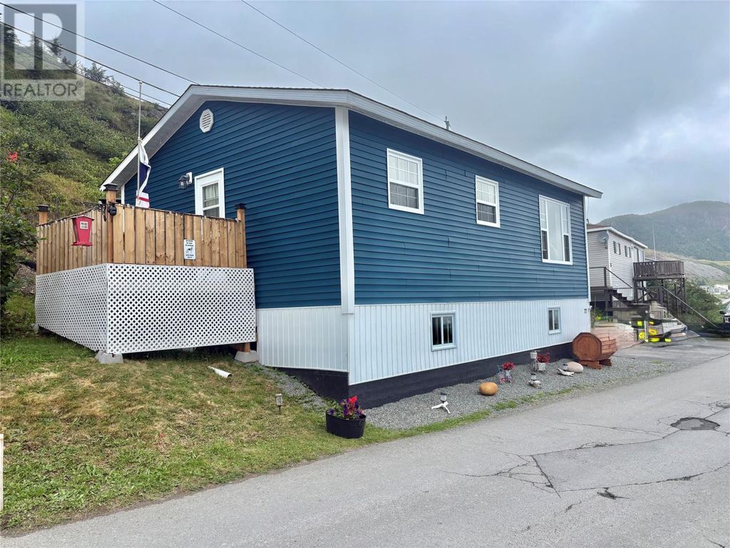 77 Main North Road, Harbour Breton