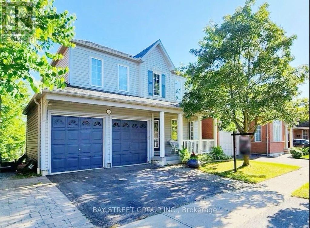 17 Bradbury Crescent, Ajax (northwest Ajax)
