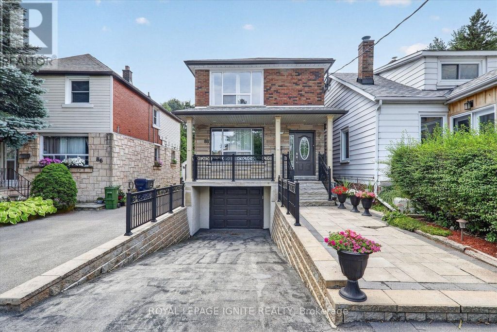 Upper - 88 South Edgely Avenue, Toronto (birchcliffe-Cliffside)