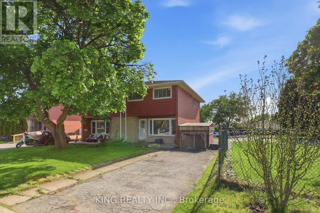920 Concession Road, Cambridge