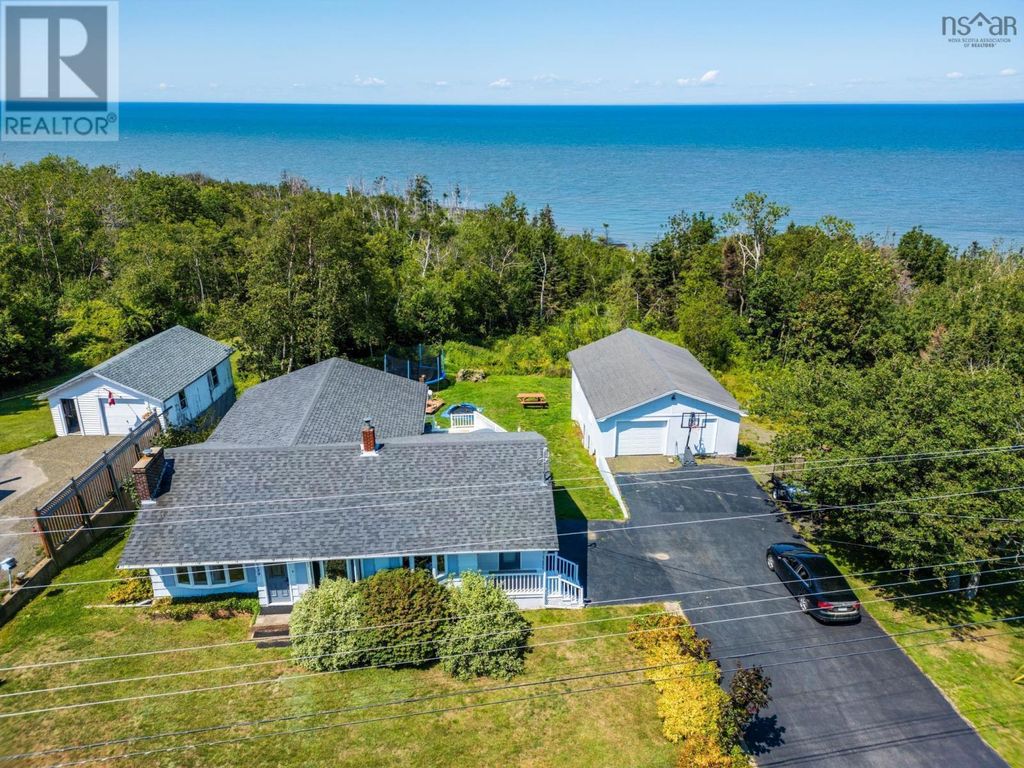 3739 Shore Road W, Hillsburn