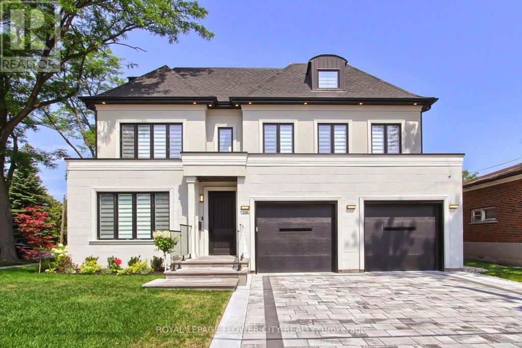 140 Hillmount Avenue, Toronto (englemount-Lawrence)