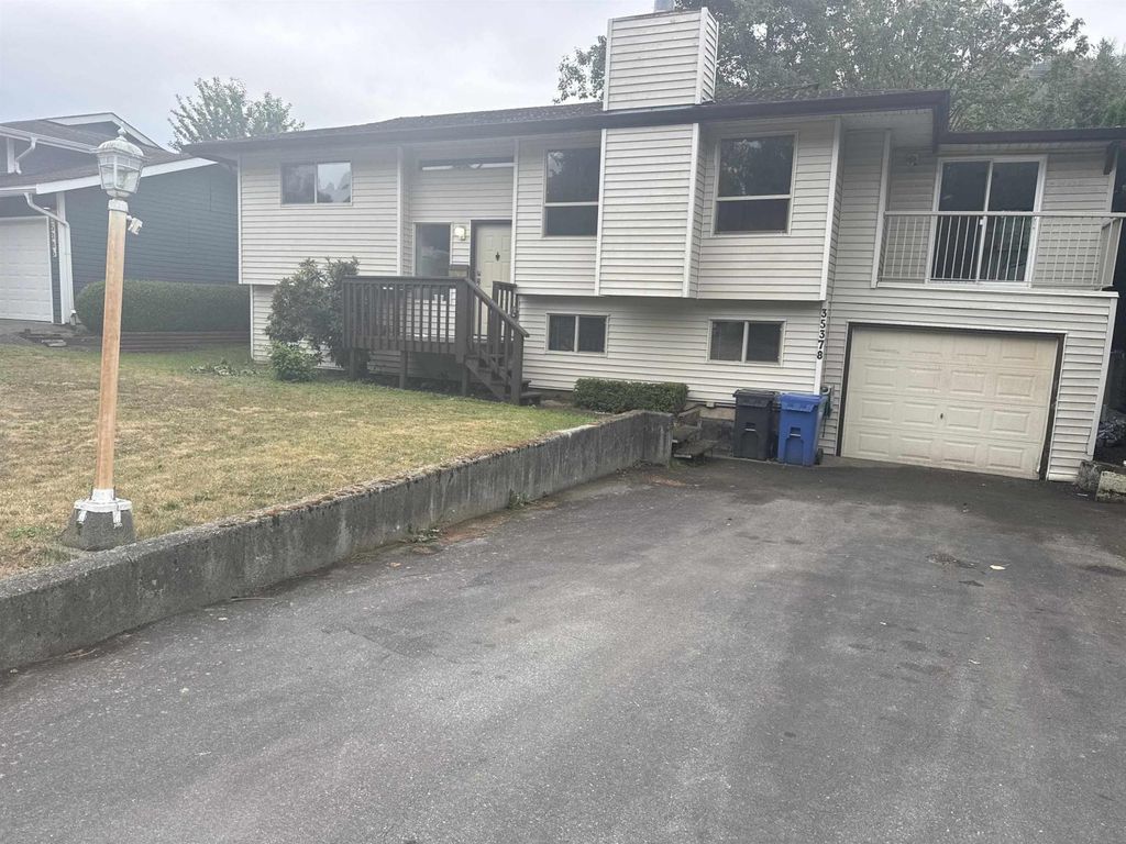 35378 Wells Gray Avenue, Abbotsford