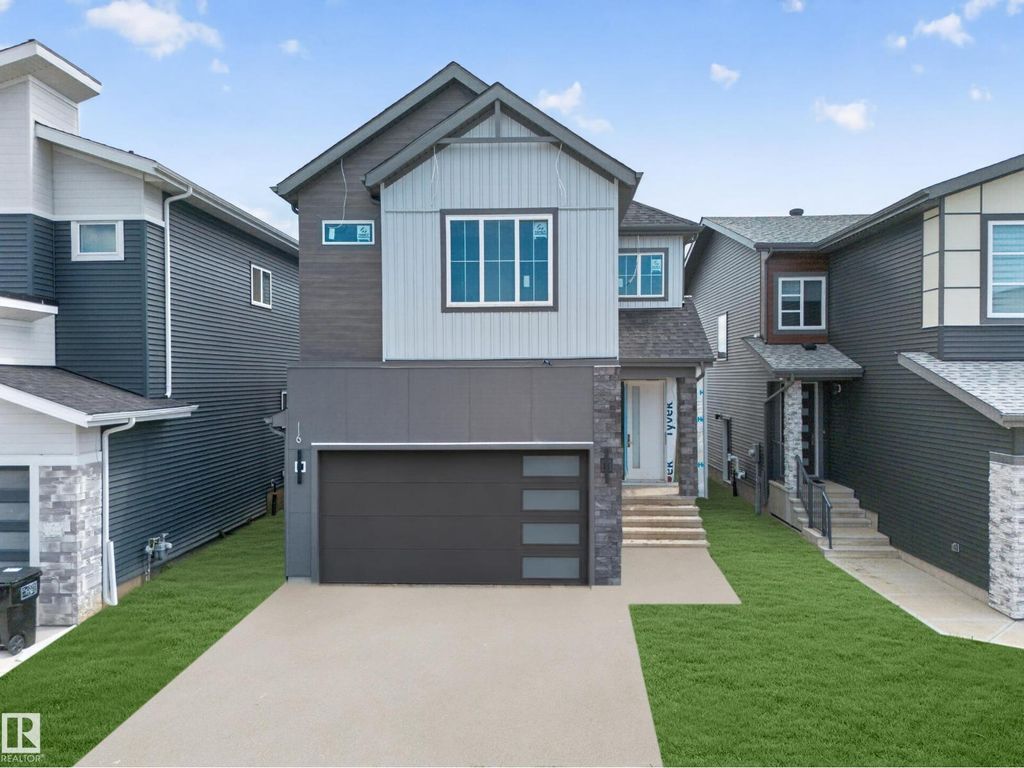 8915 Mayday Wy Sw, Edmonton