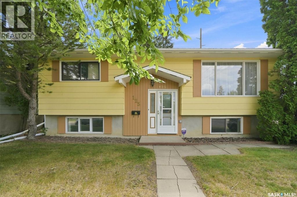 125 Arnason Crescent, Saskatoon