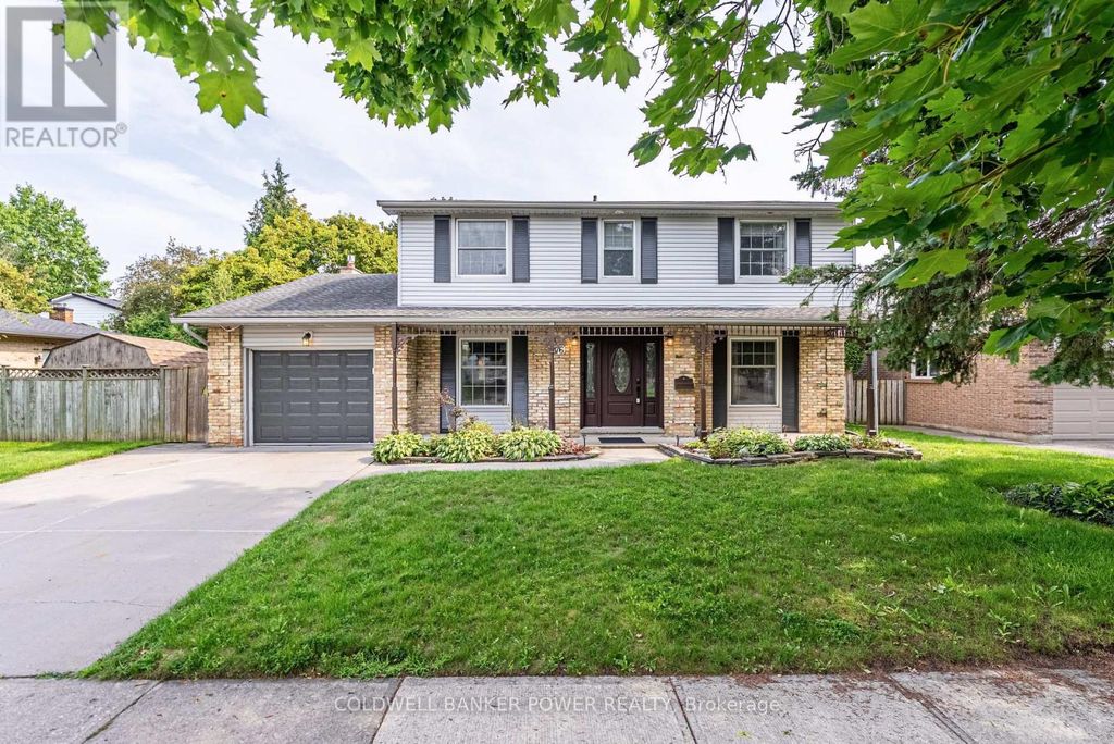 76 Spencer Crescent, London North (north G)