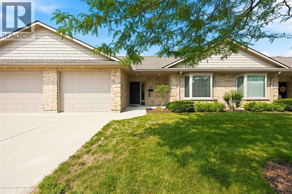 5969 Townsend Line Unit# 18, Lambton Shores