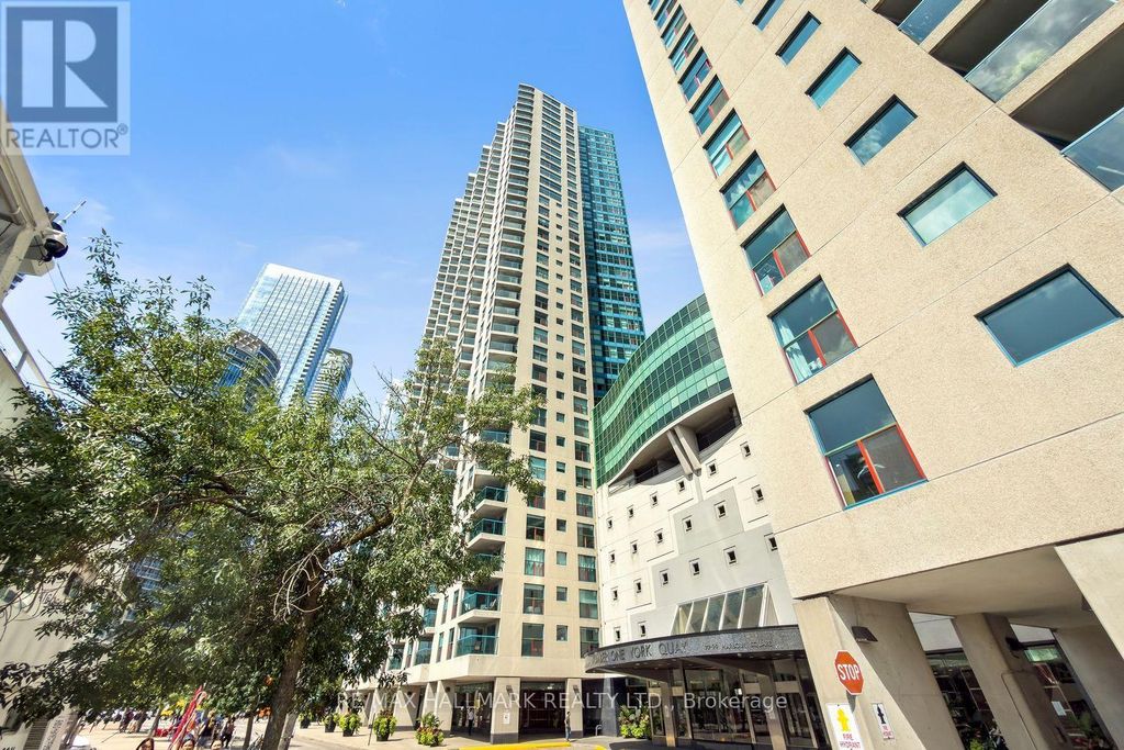 504 - 77 Harbour Square, Toronto (waterfront Communities)