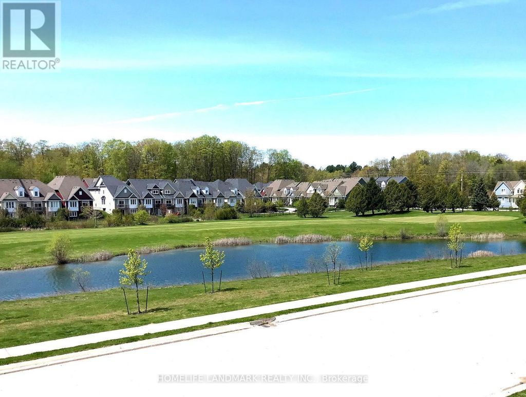 48 Village Gate Drive, Wasaga Beach