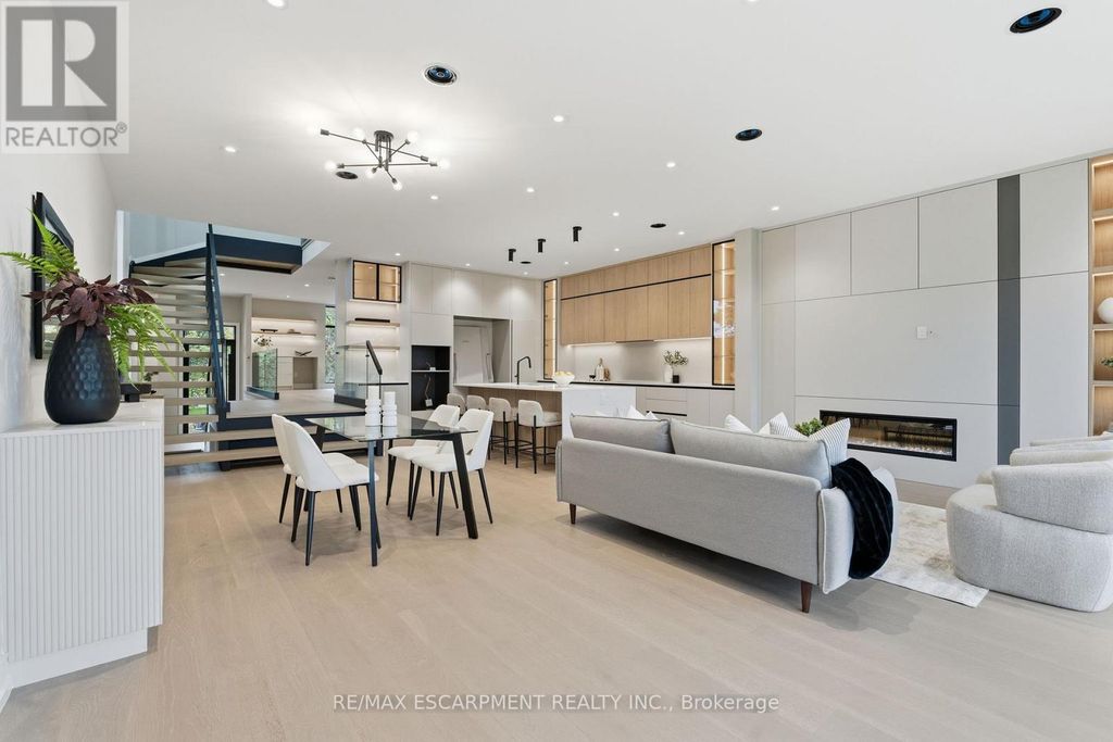957 Halliday Avenue, Mississauga (lakeview)